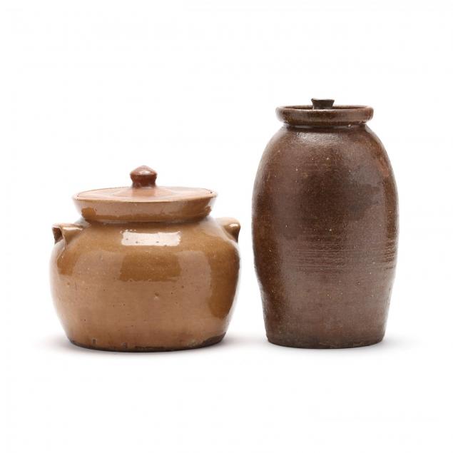 two-lidded-storage-vessels