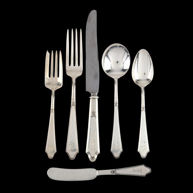 lunt-chateau-thierry-sterling-silver-flatware