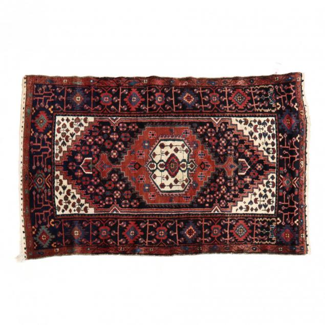 hamadan-area-rug