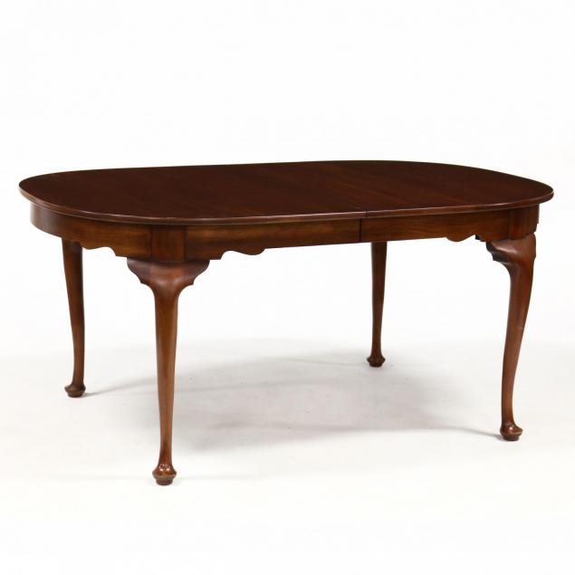 henkel-harris-queen-anne-style-cherry-dining-table