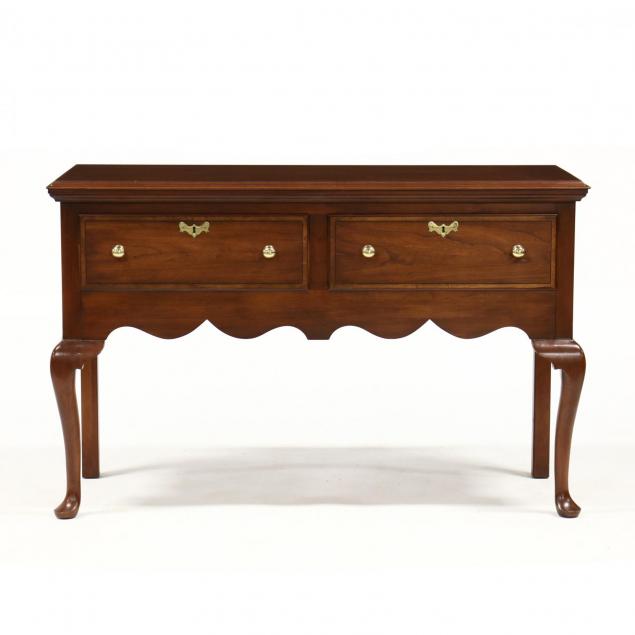 henkel-harris-queen-anne-style-sideboard