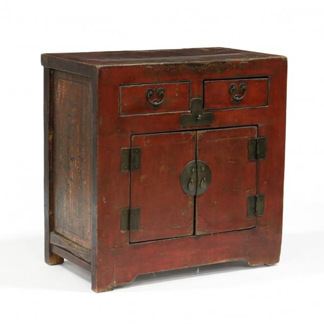 chinese-lacquered-cabinet