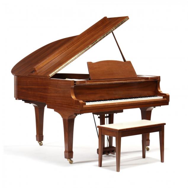 yamaha-g2-grand-piano