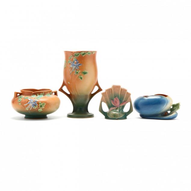 roseville-group-of-assembled-pottery