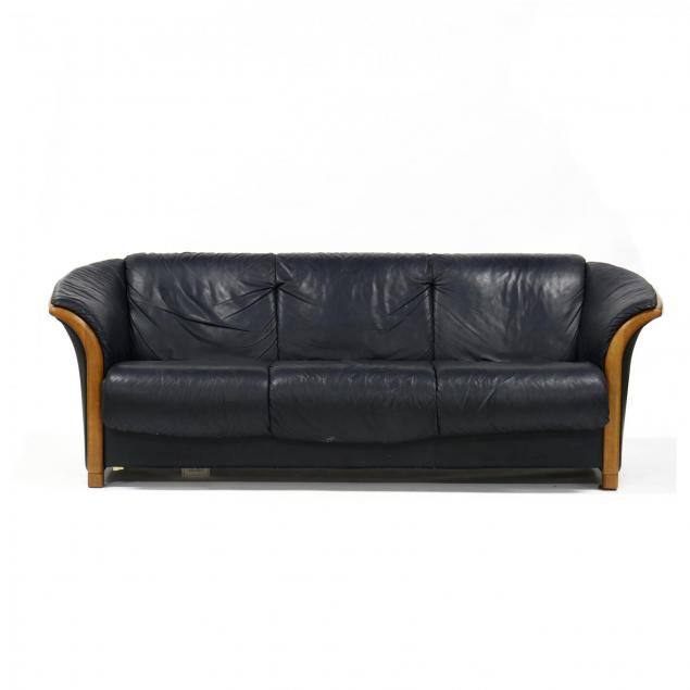 j-e-ekornes-i-manhattan-i-leather-sofa