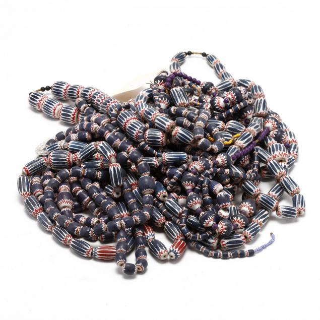 nineteen-strands-of-ashanti-spider-beads