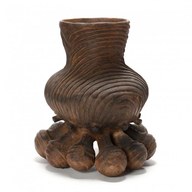 footed-african-pottery-vessel