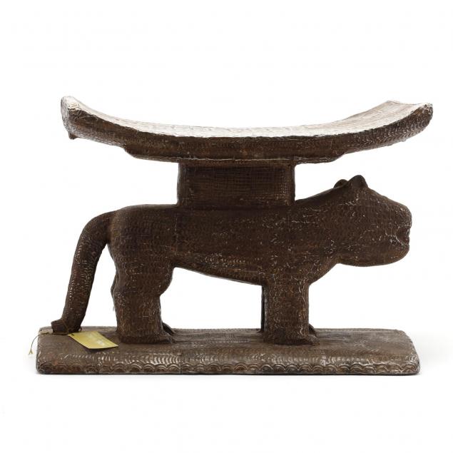 ashante-leopard-stool