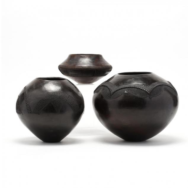 three-zulu-pottery-vessels