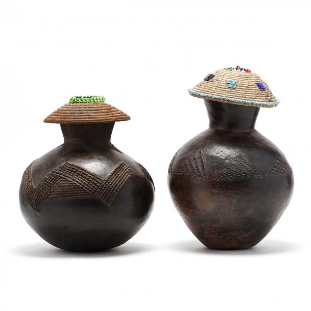 two-zulu-pottery-vases