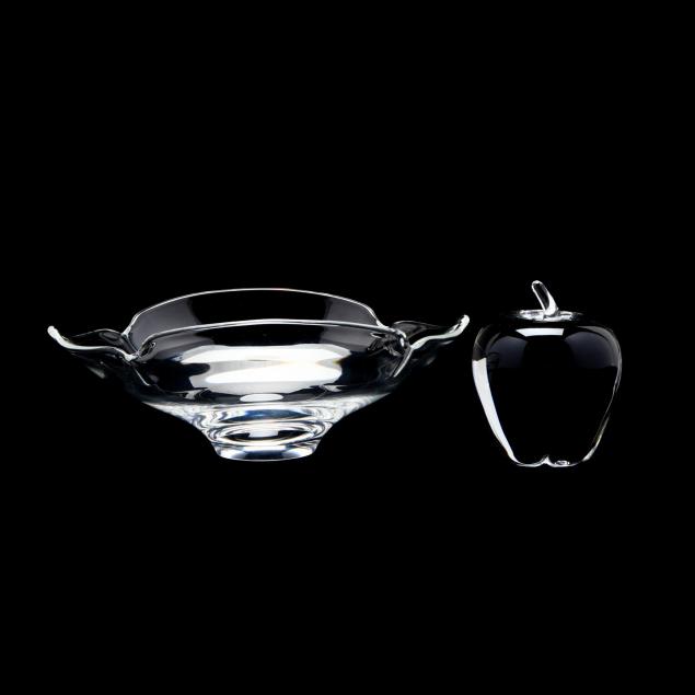 steuben-crystal-bowl-and-apple