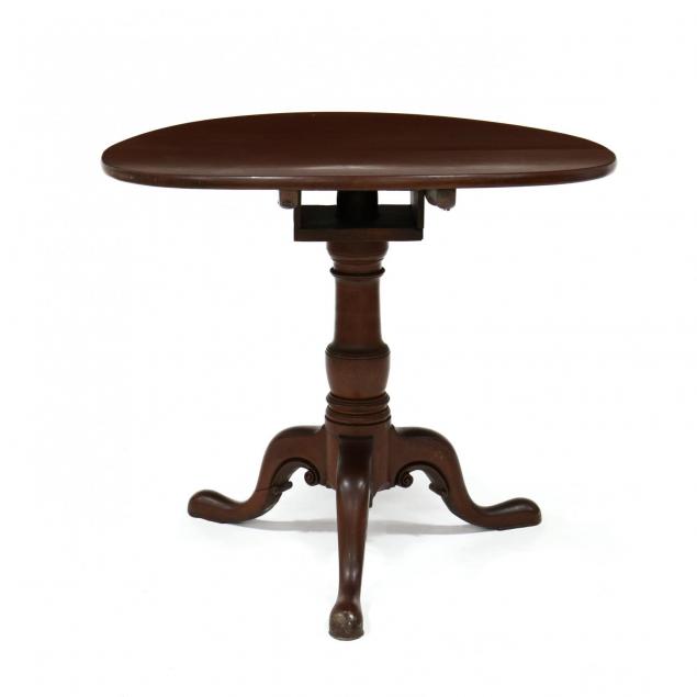 queen-anne-mahogany-tilt-top-tea-table