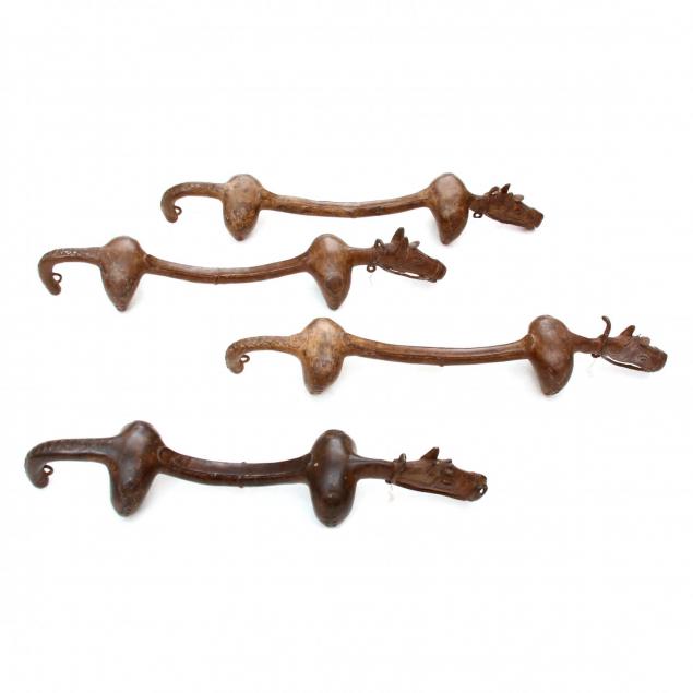 four-dogon-bronze-horse-headrests