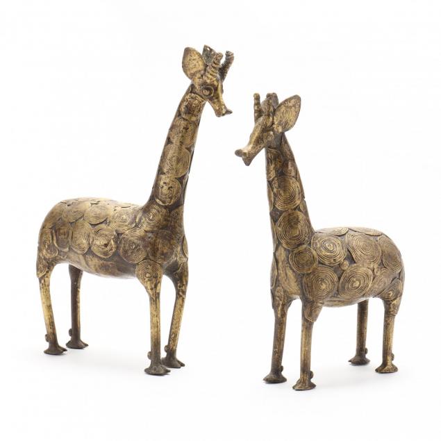 pair-of-contemporary-brass-giraffes