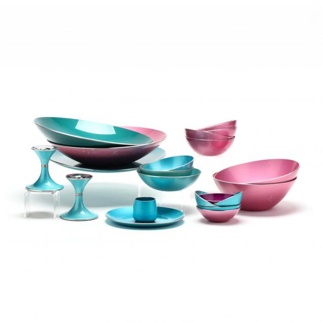 bjorn-engo-for-emalox-20-pieces-of-enamel-tableware