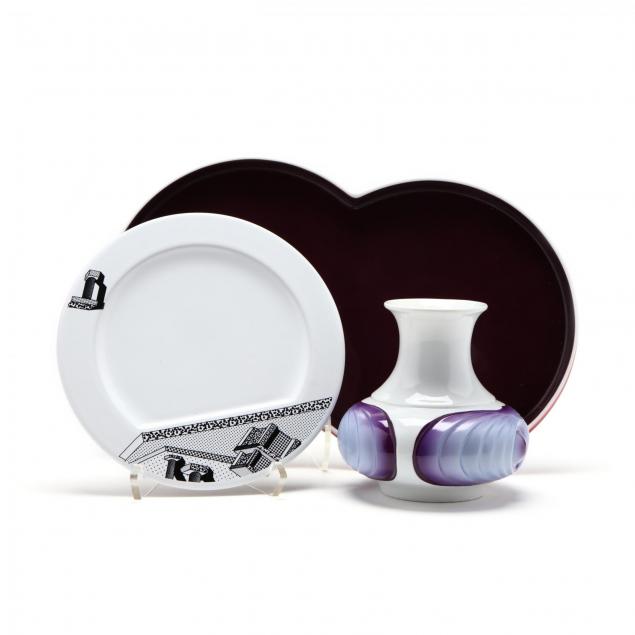 three-modern-porcelain-accessories