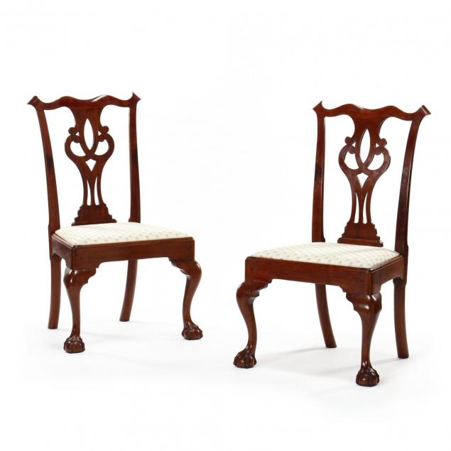 pair-of-philadelphia-chippendale-walnut-side-chairs