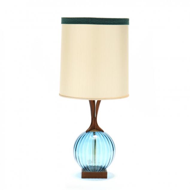 mid-century-glass-and-walnut-table-lamp