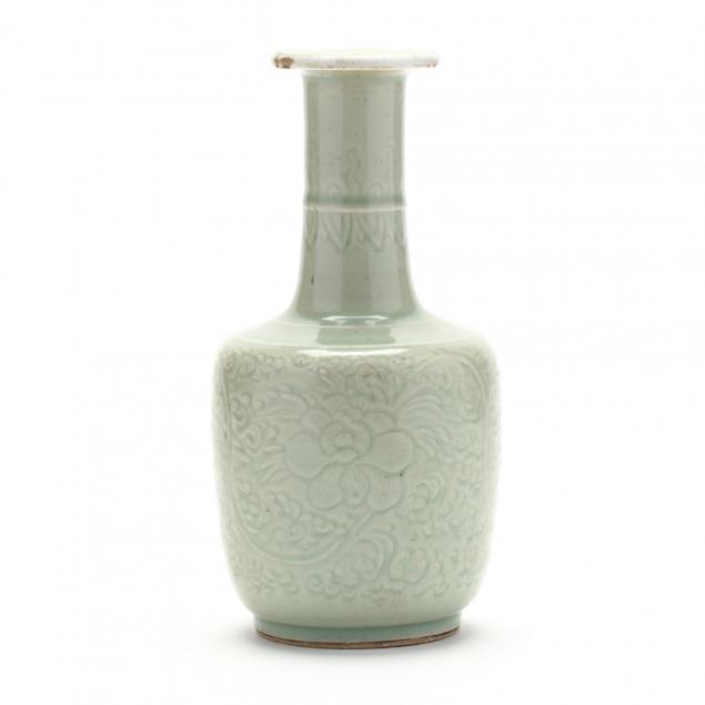 a-chinese-longquan-style-celadon-vase