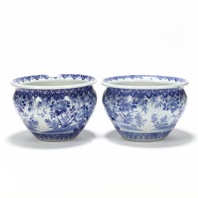 pair-of-chinese-porcelain-jardinieres