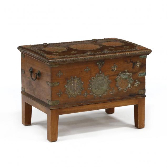 antique-southeast-asian-box-on-stand