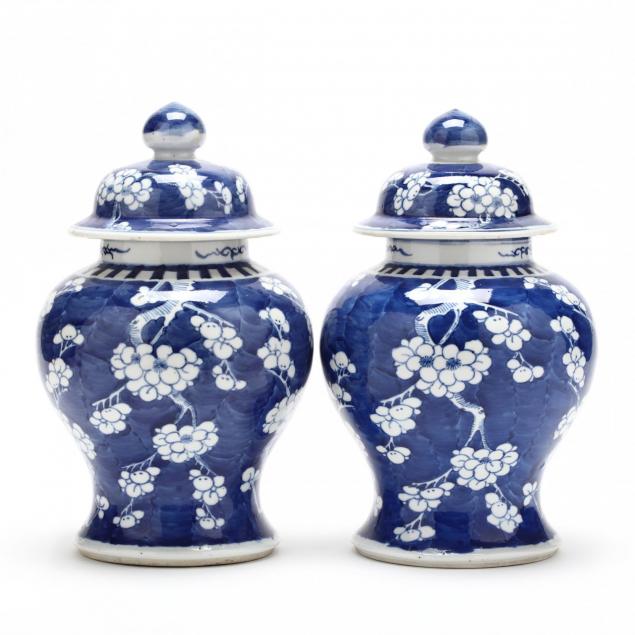 a-pair-of-chinese-blue-and-white-porcelain-covered-jars