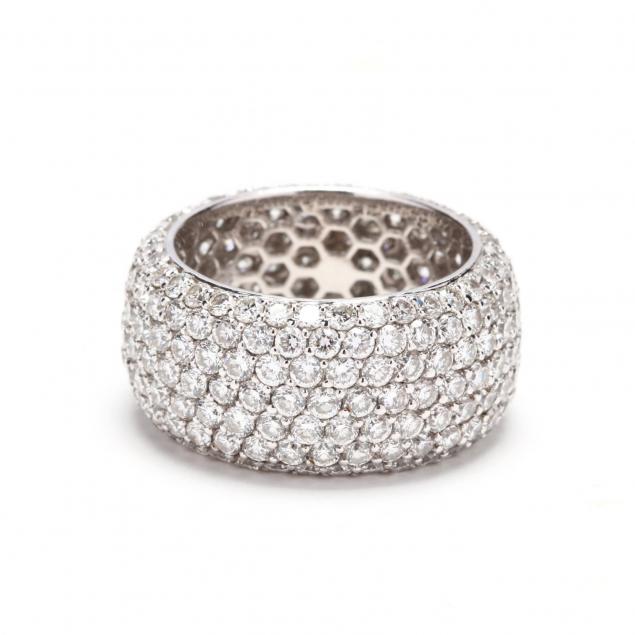 wide-18kt-white-gold-diamond-band