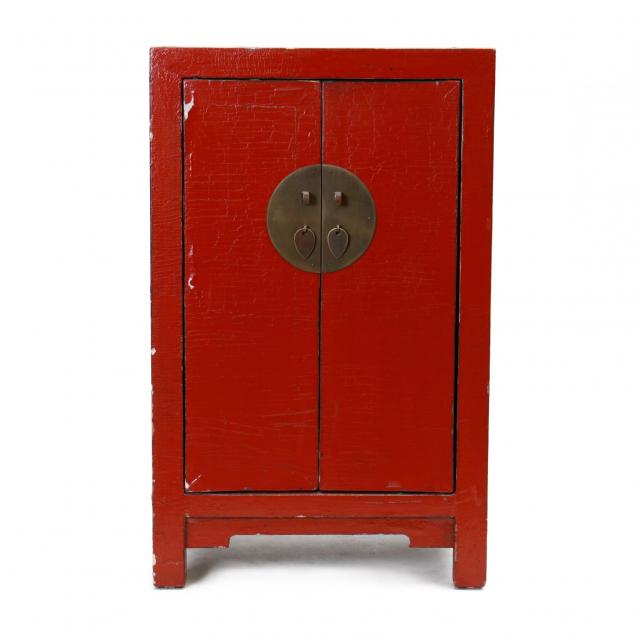 chinese-red-lacquered-diminutive-cabinet