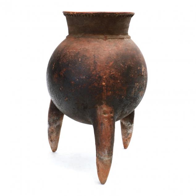 one-yoruba-three-legged-medicine-pot