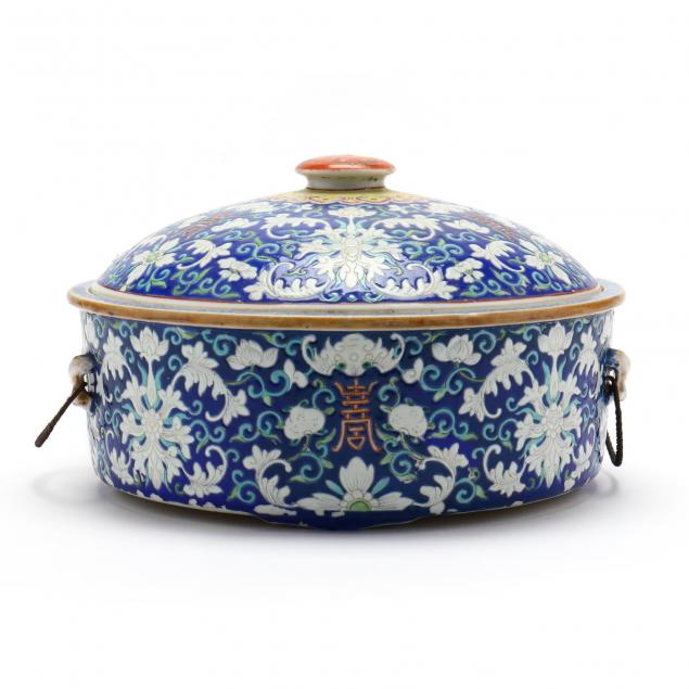 a-peranakan-straits-covered-container