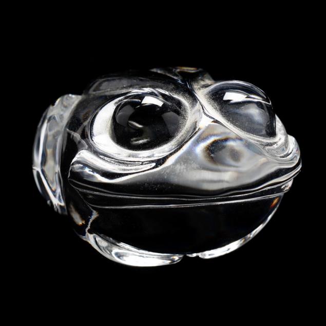 steuben-crystal-frog-hand-cooler