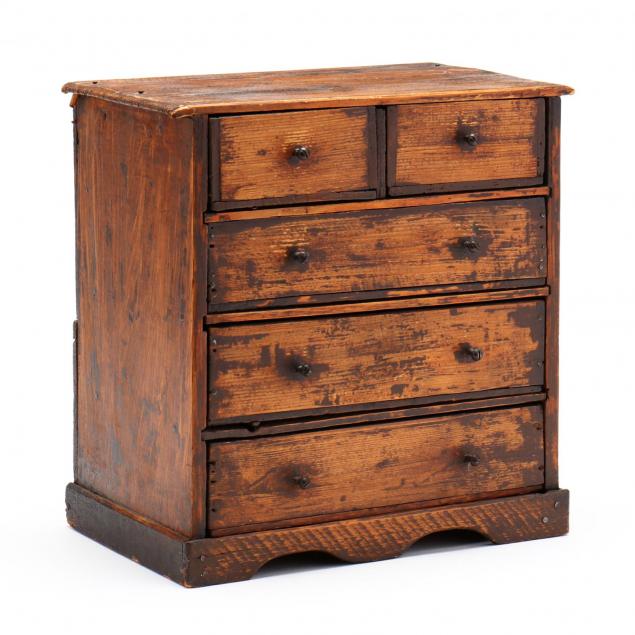 antique-doll-sized-chest-of-drawers