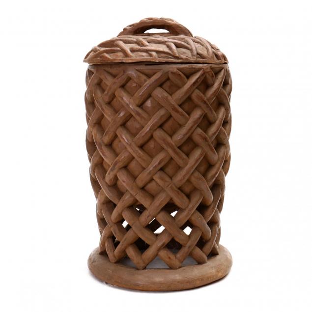 bamileke-lidded-storage-vessel