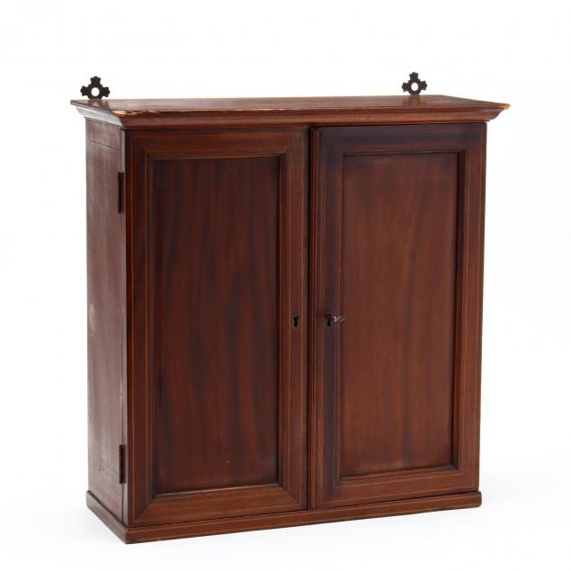 edwardian-inlaid-mahogany-hanging-bookcase-with-books