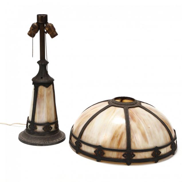 vintage-slag-glass-table-lamp