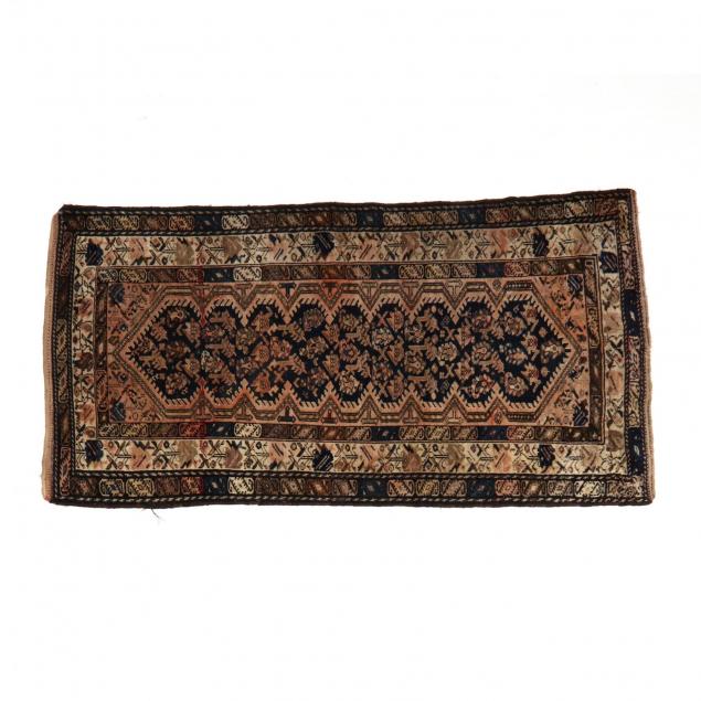 kurdish-area-rug