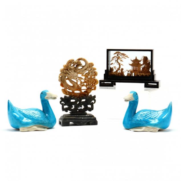 chinese-decorative-accessory-grouping