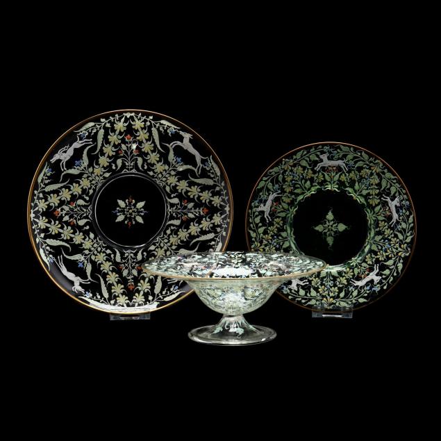 venetian-three-piece-enameled-glass-setting