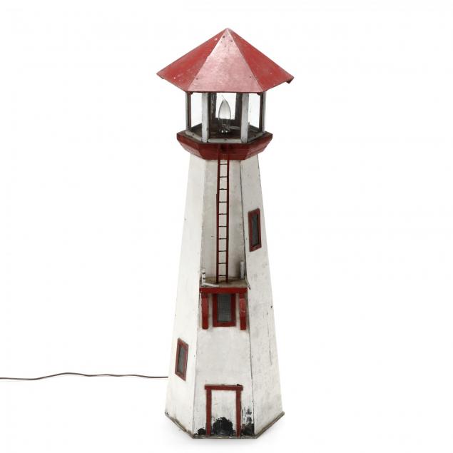 folky-art-painted-lighthouse-lamp