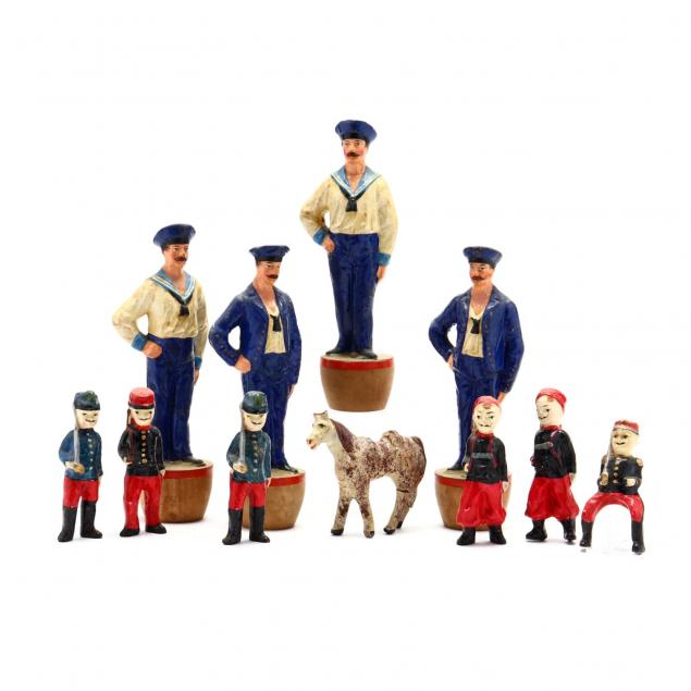 vintage-carved-wooden-military-figures