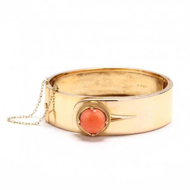 mid-century-15kt-gold-and-coral-bracelet