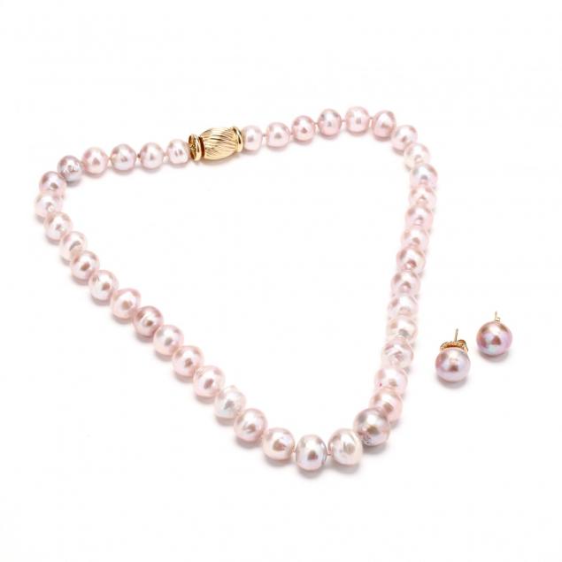 gold-and-blush-pearl-necklace-and-earrings