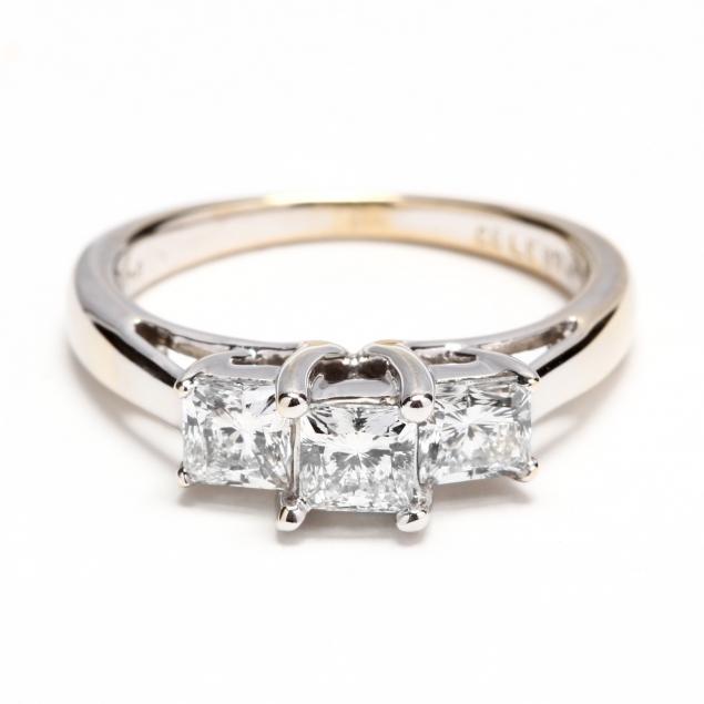 18kt-white-gold-and-diamond-engagement-ring