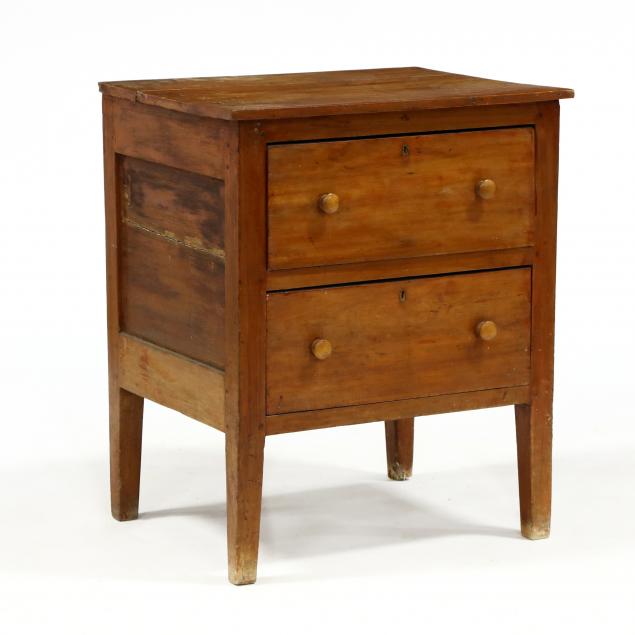 southern-diminutive-serving-table