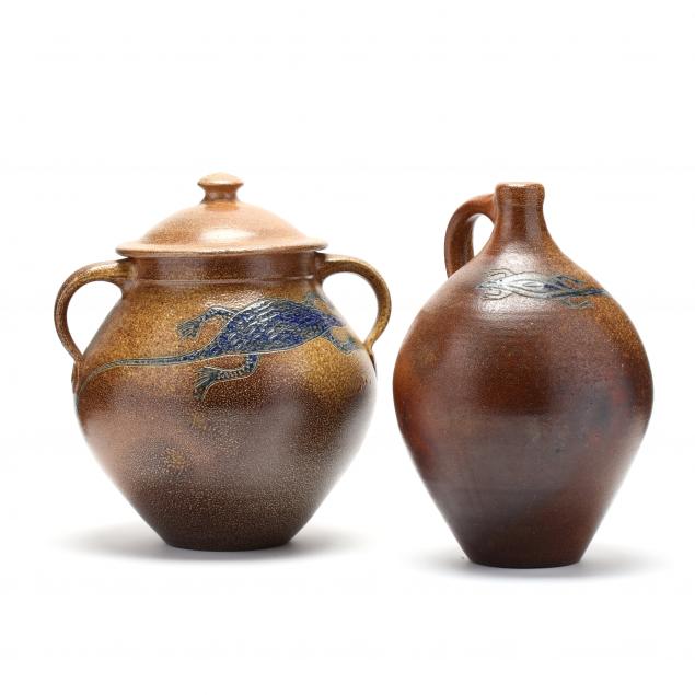 nc-pottery-two-vessels-with-salamander-motif-mark-hewitt