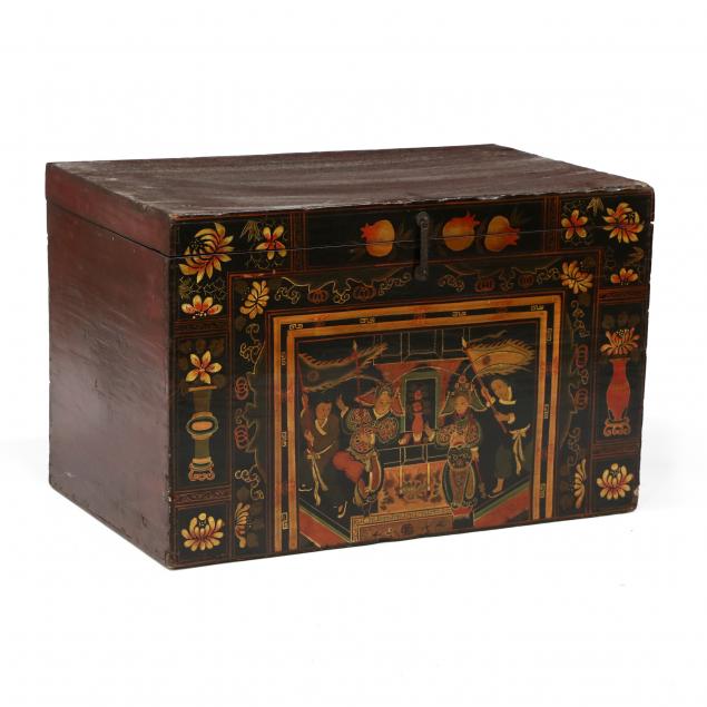 chinese-lacquered-wood-trunk