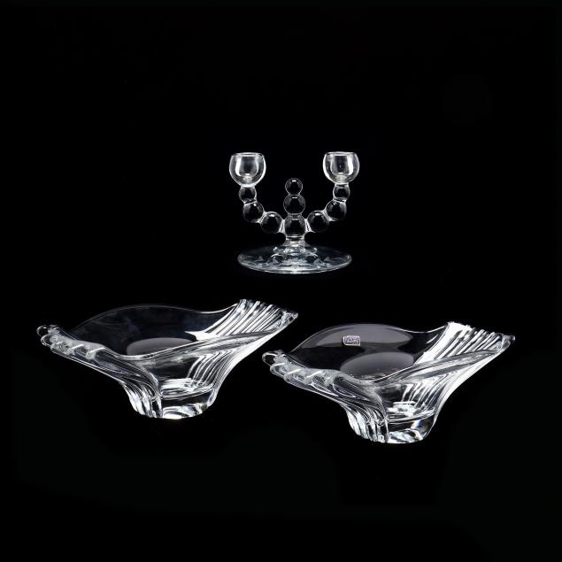 an-art-deco-glass-table-garniture