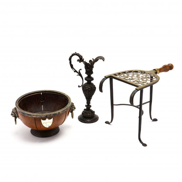 three-decorative-antiques