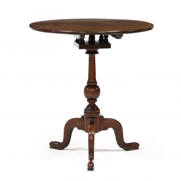 american-queen-anne-walnut-tilt-top-tea-table