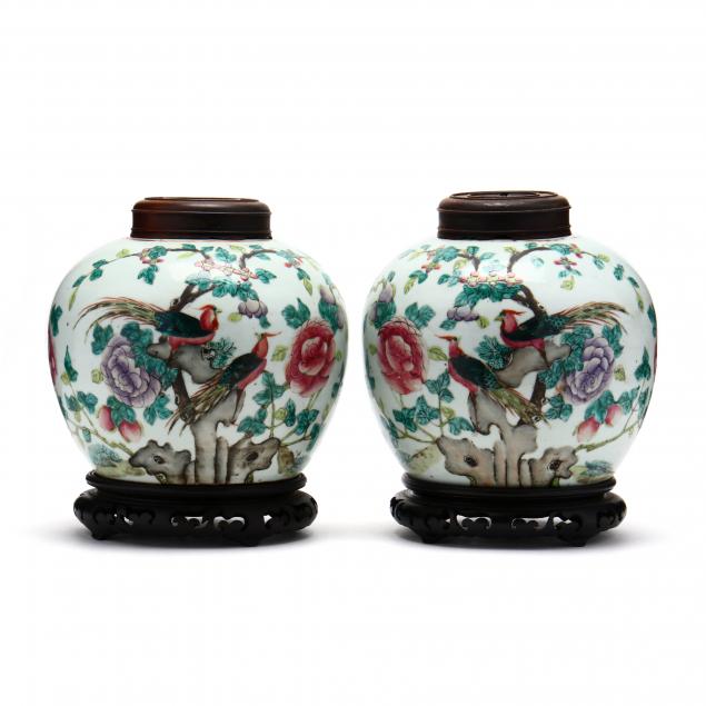 a-pair-of-chinese-famille-rose-porcelain-ginger-jars